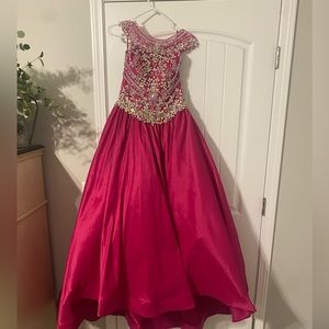 Sugar Kayne. I am giving 1st dibs to someone and will give her 24 hrs to buy.